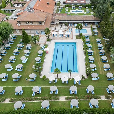Best Western Plus Hotel Modena Resort Формиджине Экстерьер фото